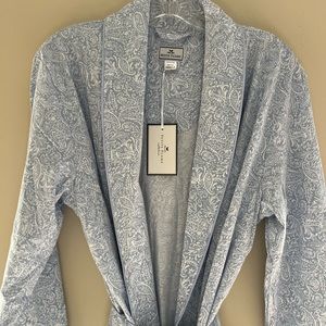 Petite Plume Perwinkle Paisley Robe size S